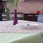 Buzleta Ii Apartman *