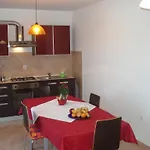 Apartman Buzleta Ii *